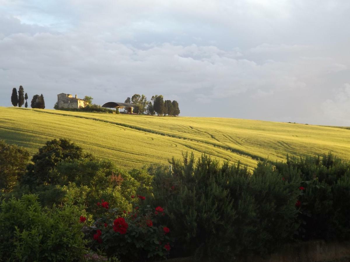 סנטה לוצ'ה Agriturismo Podere Il Fornacino מראה חיצוני תמונה